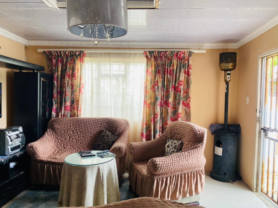 3 Bedroom Property for Sale in Harare Western Cape